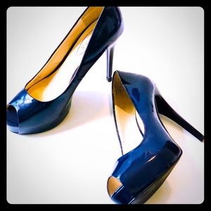 Navy Blue Guess Pumps